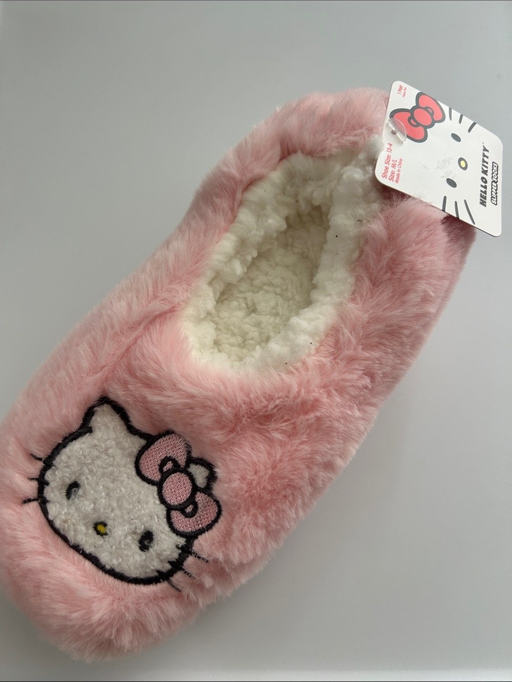 Hello Kitty Slipper Socks 1 pair Size M/L (13-4)